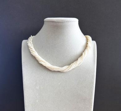 Колье коралл молочный 9-1820 д.2,5мм - Интернет-магазин бижутерии и жемчуга " Ruspearls" , Екатеринбург