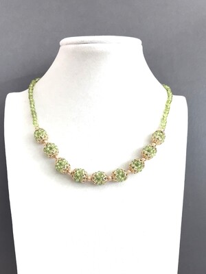 Колье хризолит 380 -  Интернет-магазин бижутерии и жемчуга " Ruspearls" , Екатеринбург 