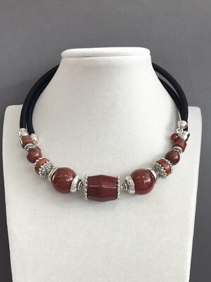 Колье чокер яшма, сердолик 150  -  Интернет-магазин бижутерии и жемчуга " Ruspearls" , Екатеринбург 